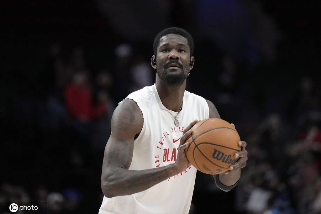 自由市场剩余大鱼:利拉德领衔 艾顿归属成最大悬念？